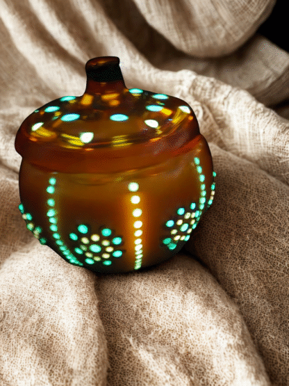 16 oz Pumpkin Pie Scented Fluorescent Crystal Candle - Image 2